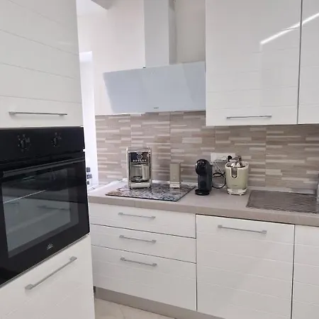 La Dimora Di Parthenope 4* نابولي