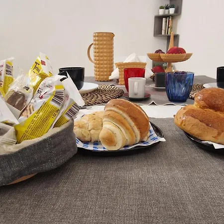 La Dimora Di Parthenope Bed & Breakfast *