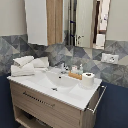 فندق مبيت وإفطار La Dimora Di Parthenope نابولي