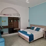 Couette-café La Dimora Di Parthenope 4*