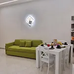 Couette-café La Dimora Di Parthenope 4*